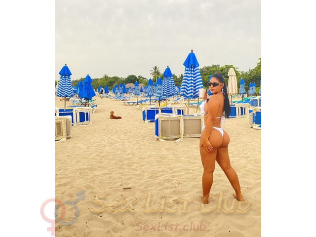 Sexy atrevida y complaciente disponible escríbeme bebe