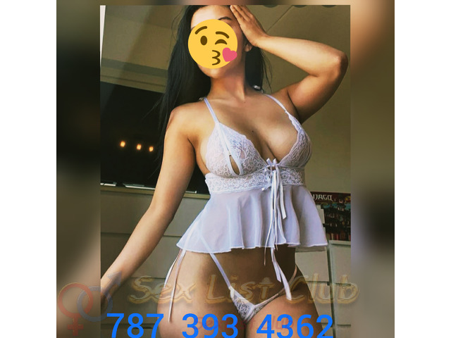 Tu chica linda disponible ahora bebe