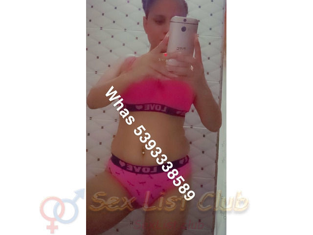 estoy disponible  para ti amor escríbeme papi